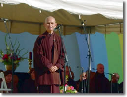 Thich Nhat Hanh speaking in Memphis, TN 2002